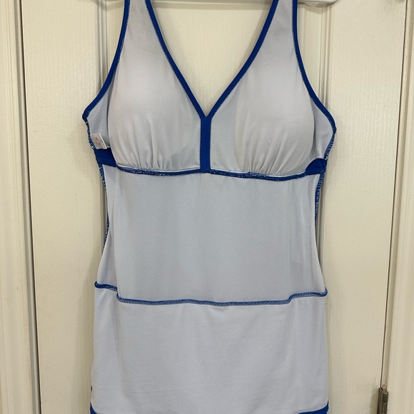 Vibrant Blue One-Piece Swimsuit with Skirted Detail - Picture 3 of 6
